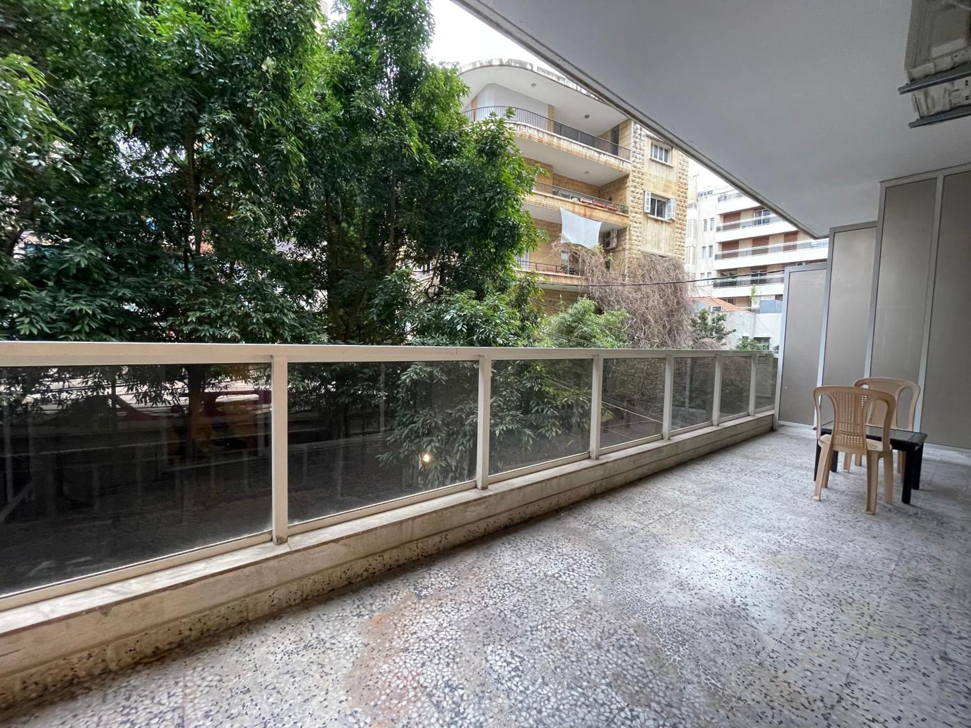 Elegant Suites Beirut Exteriör bild
