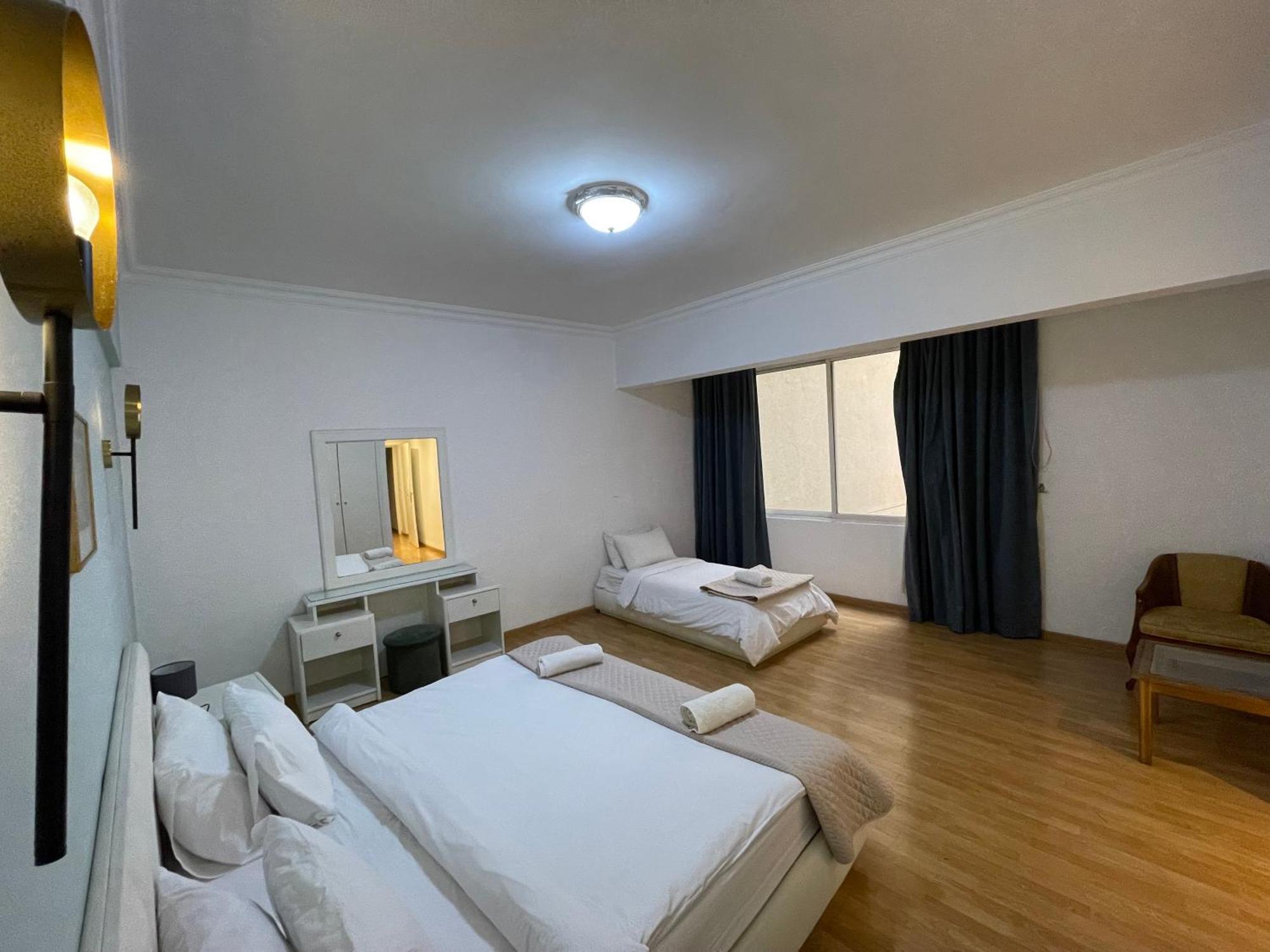 Elegant Suites Beirut Exteriör bild