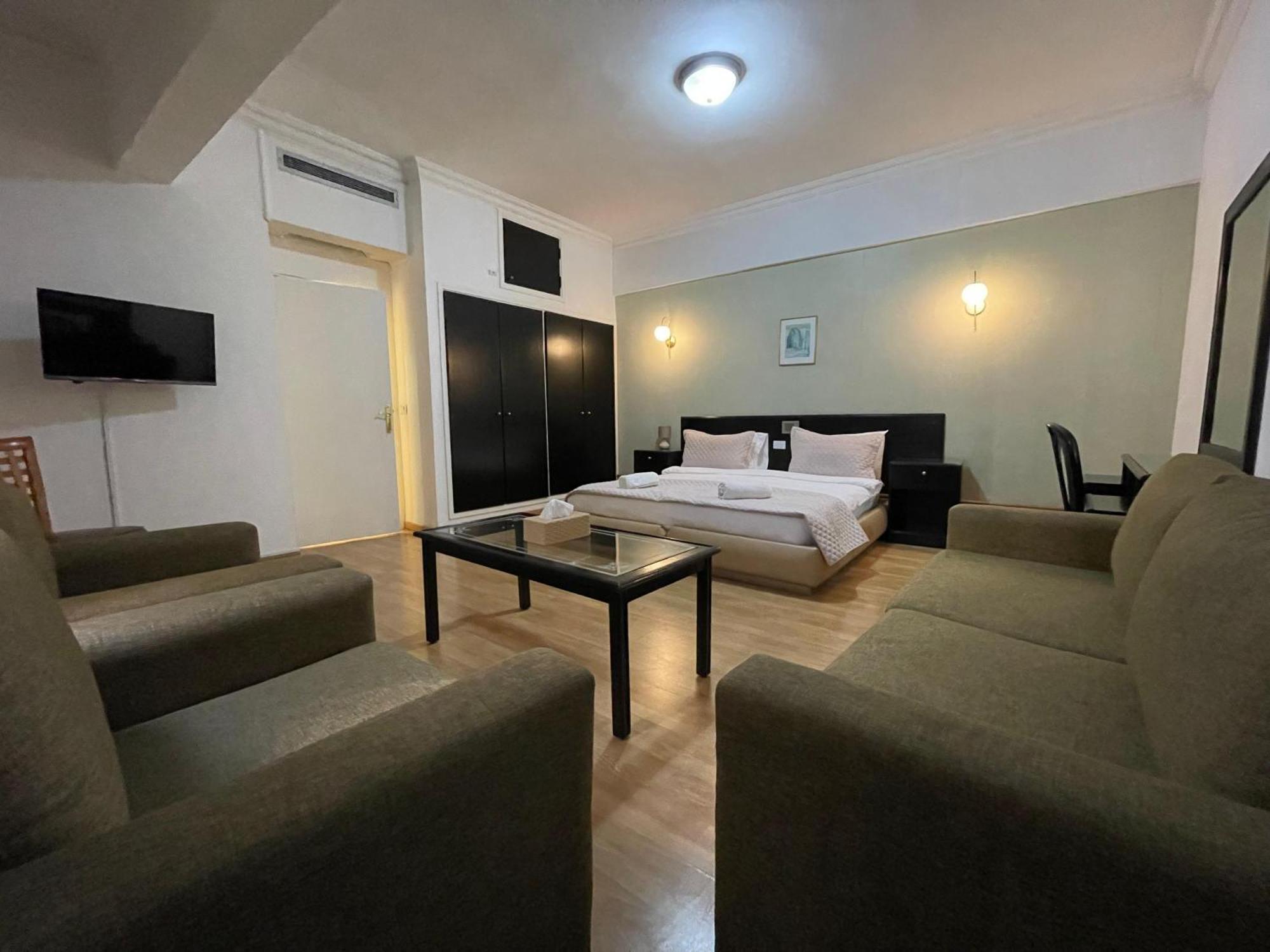 Elegant Suites Beirut Exteriör bild
