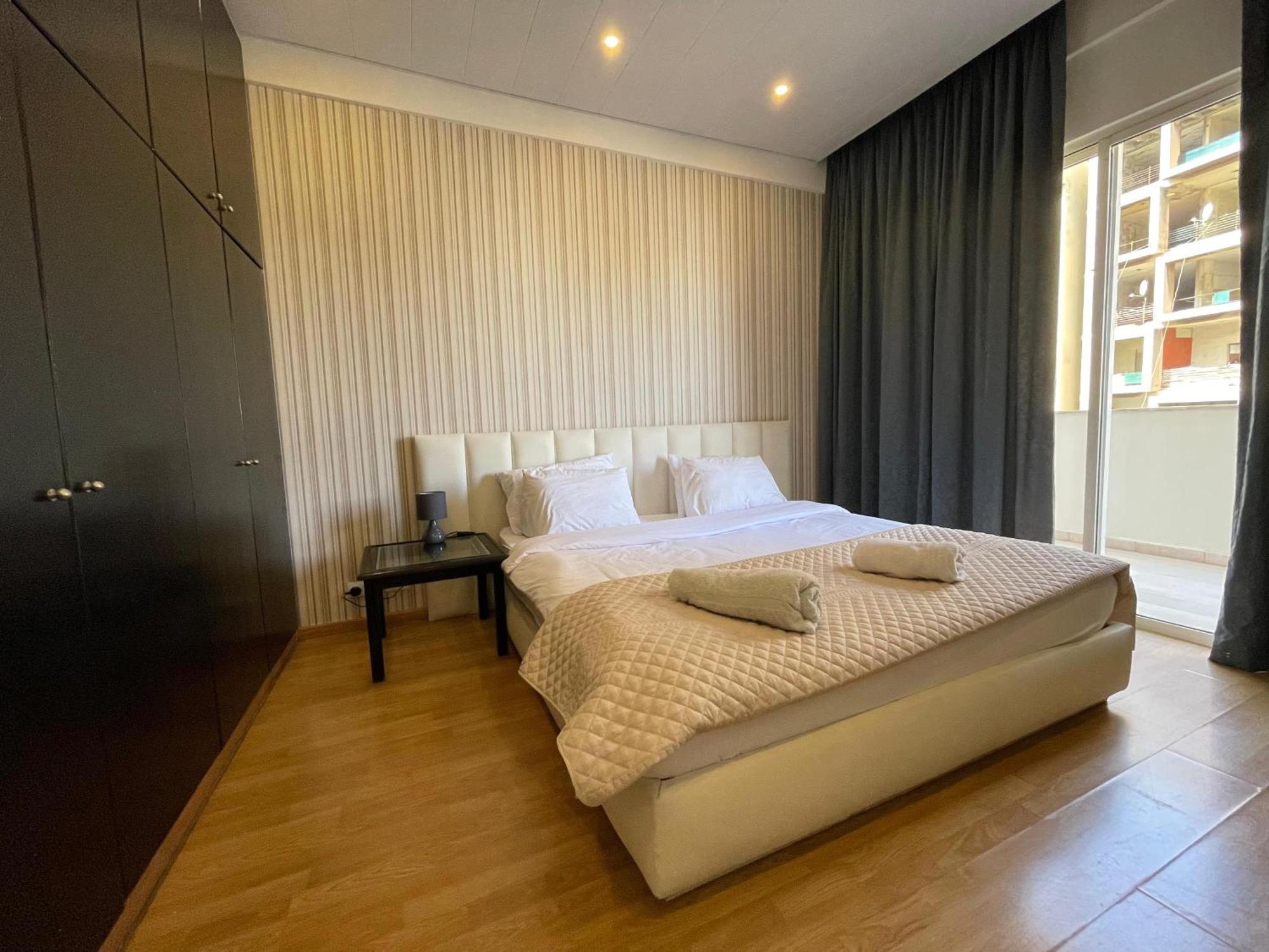 Elegant Suites Beirut Exteriör bild