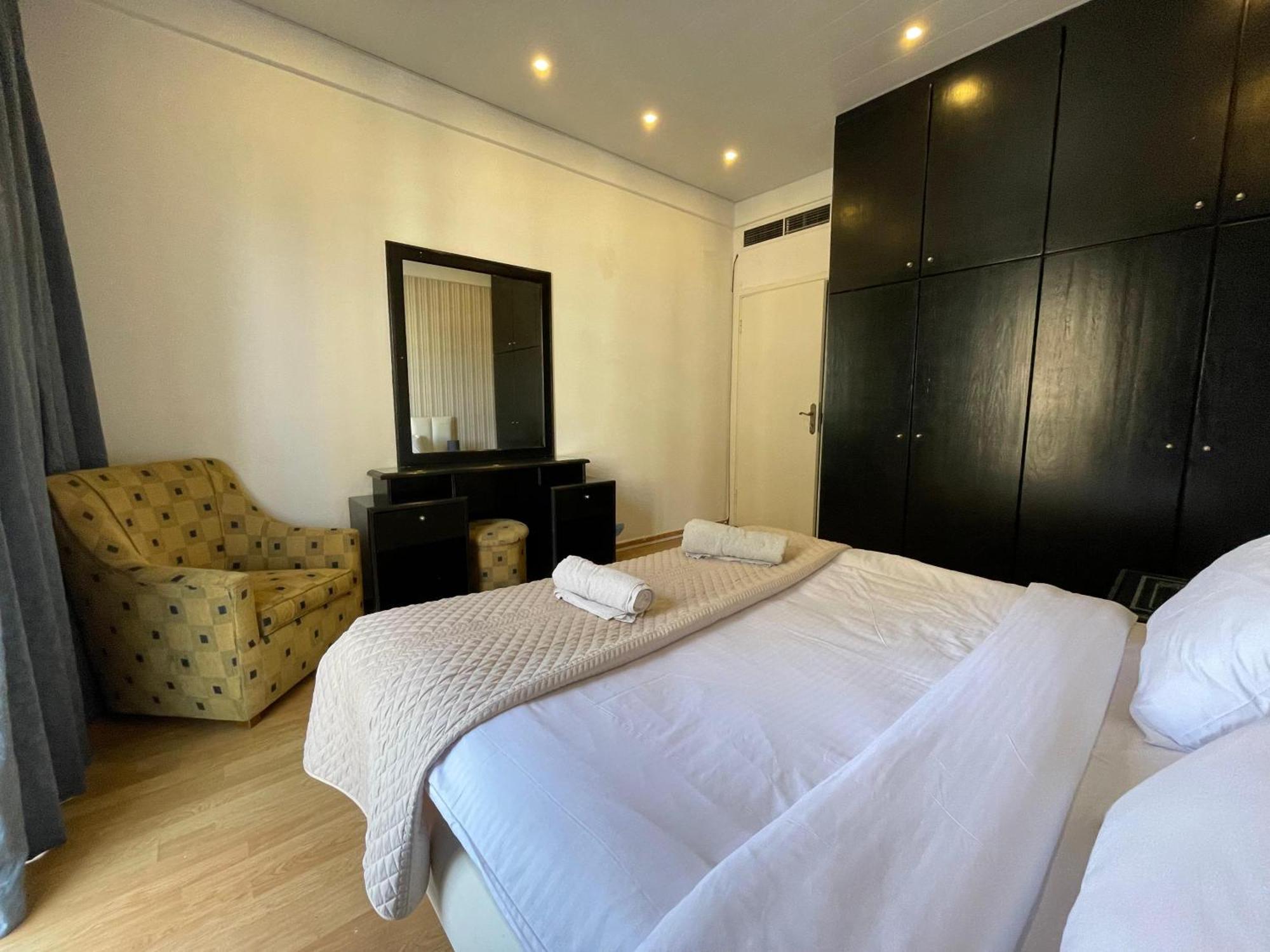 Elegant Suites Beirut Exteriör bild