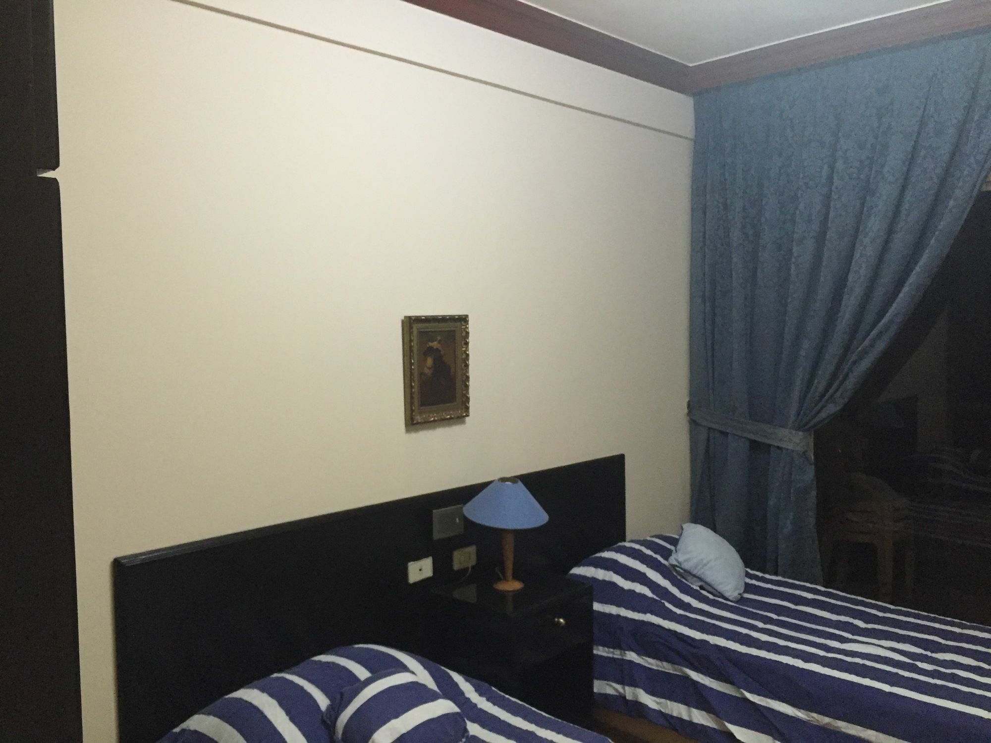 Elegant Suites Beirut Exteriör bild